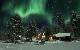 Rustika Strandstugor Utanfoer Raettvik